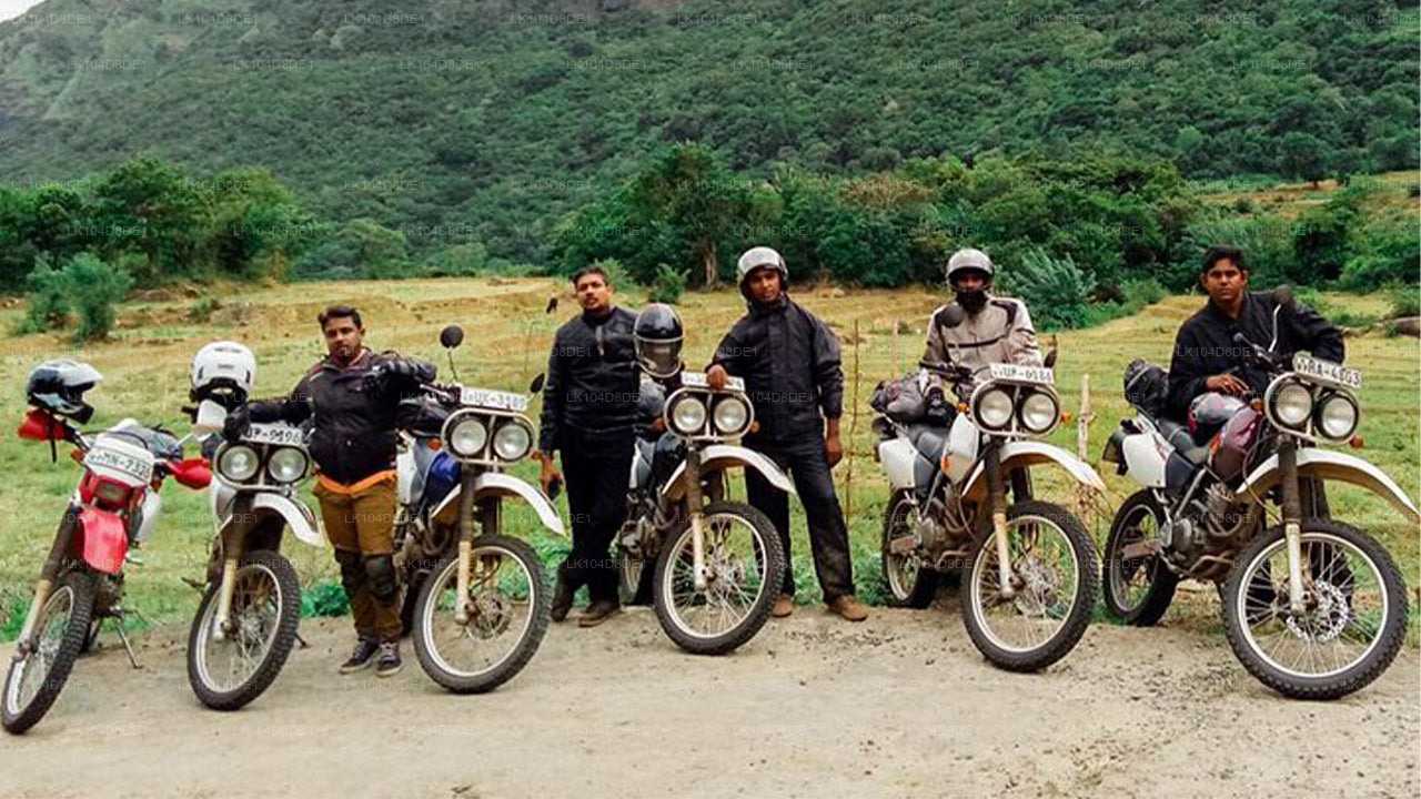 Ride through Cultural Triangle Guided Motorbike Tour in Sri Lanka (4 Days)