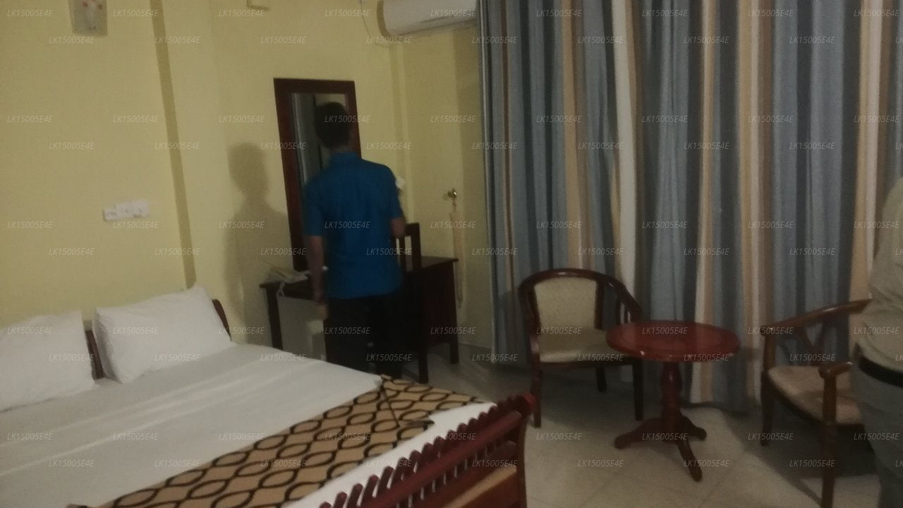 Monty Hotel, Ampara