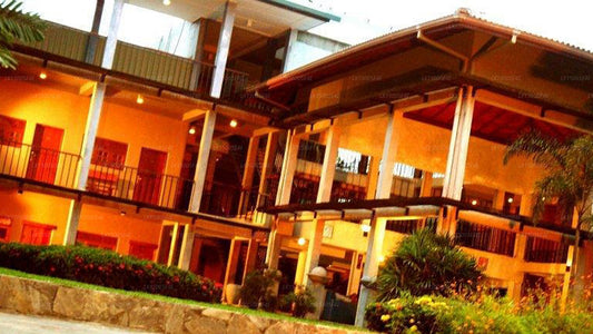 Monty Hotel, Ampara