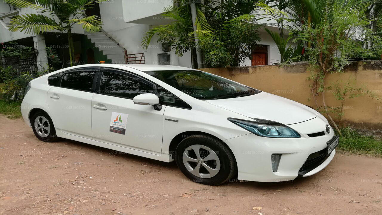 Transfer between Colombo Airport (CMB) and Lavinia Villa, Mount Lavinia